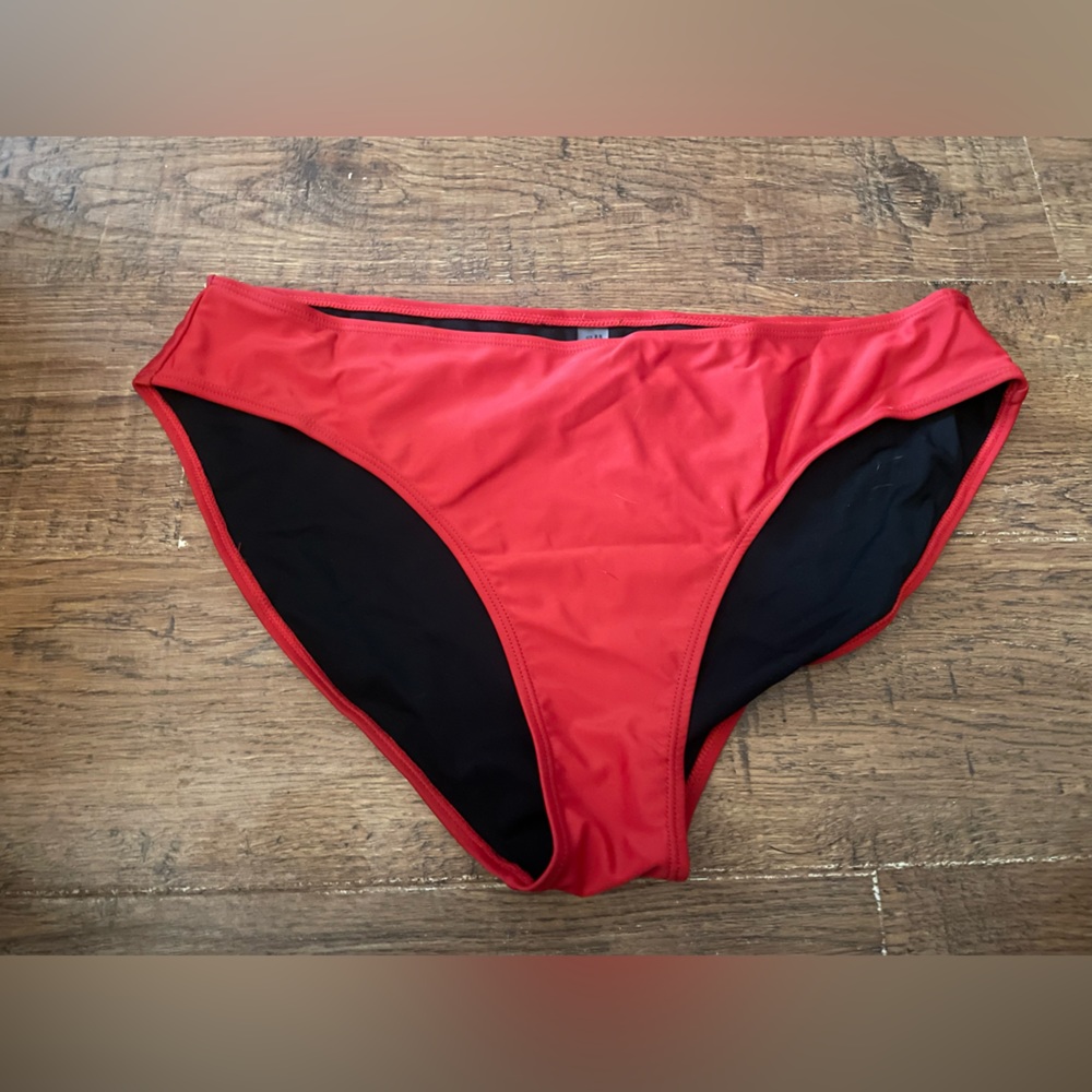 Red plus bikini bottoms NEW 3X